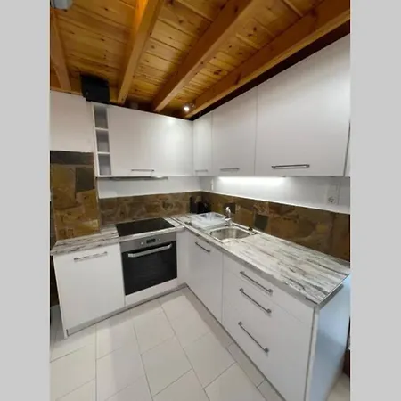 Апартаменты Panos Loft Near The Андрос