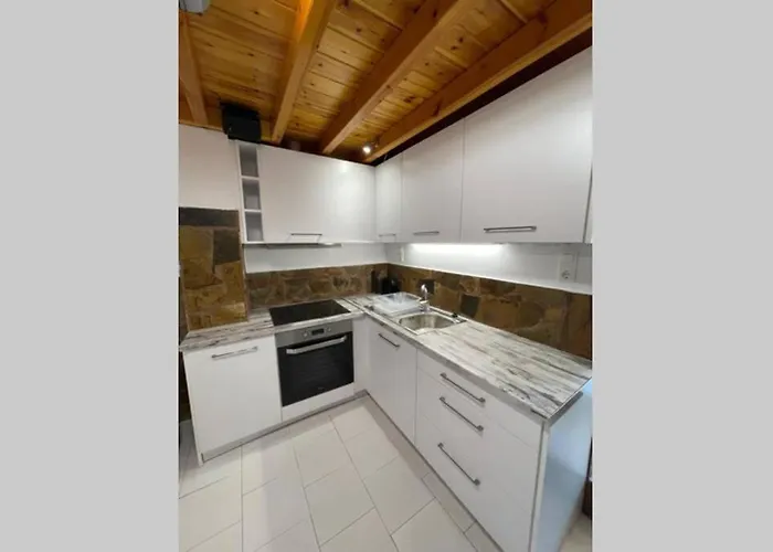 Апартаменты Panos Loft Near The Андрос